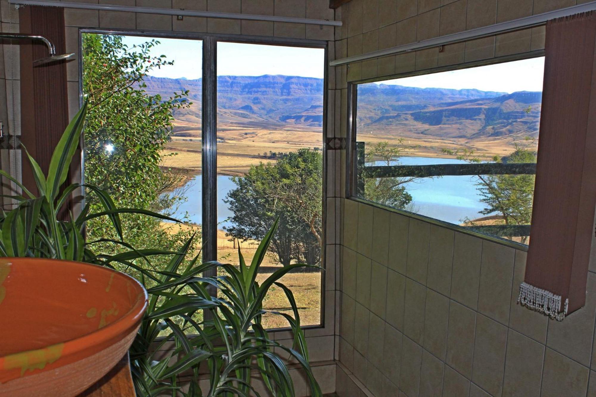 Treks, Trips And Trails Villa Champagne Valley Exterior photo