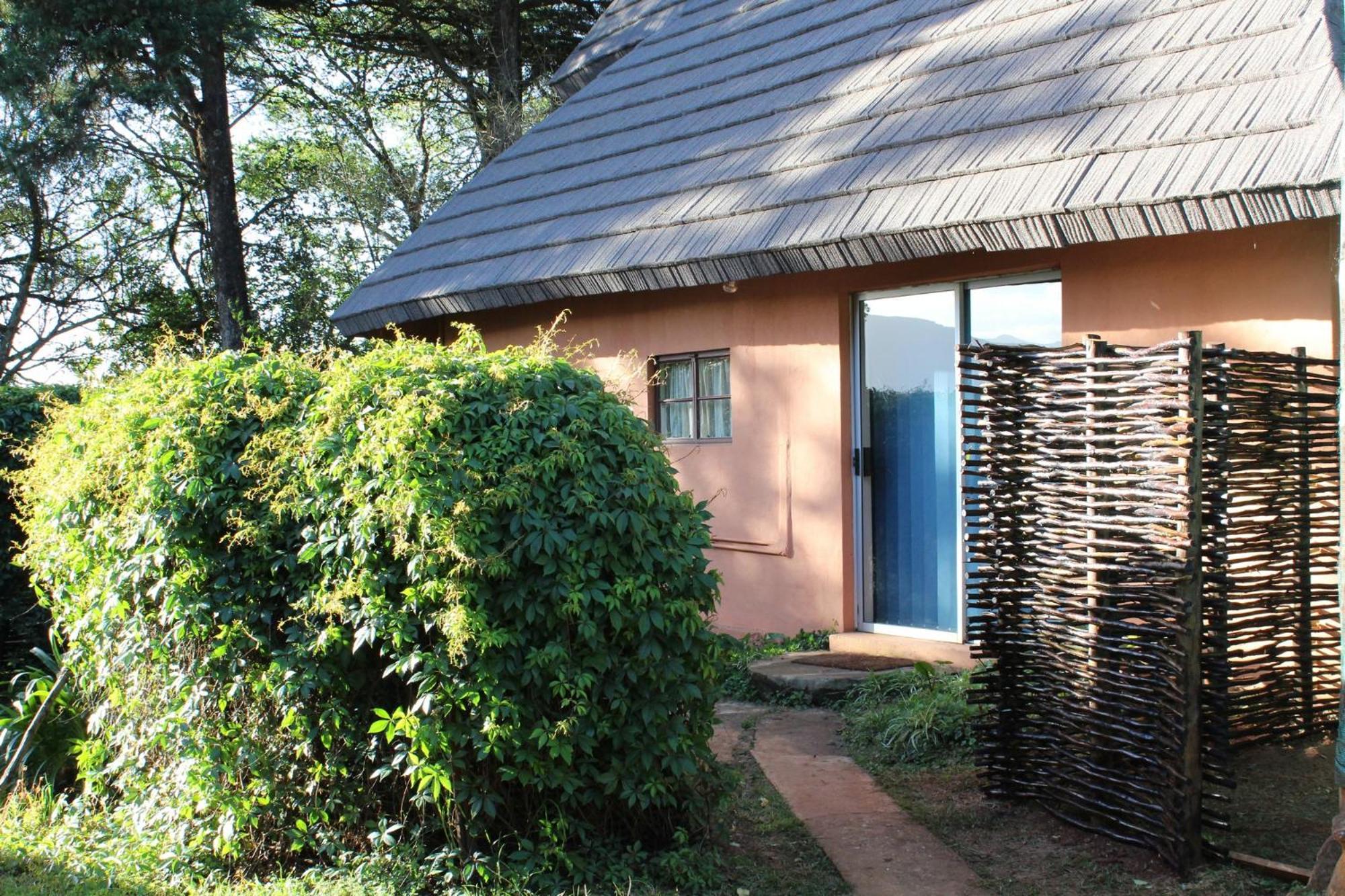Treks, Trips And Trails Villa Champagne Valley Exterior photo